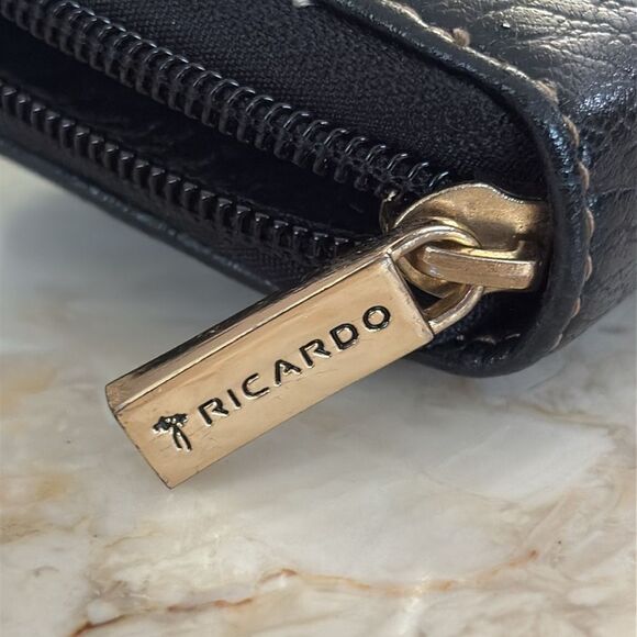 Ricardo Beverly Hills Leather RFID Long Zippered Wallet - Picture 13 of 13